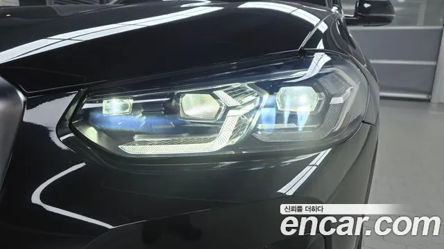 BMW X4 xDrive20i M Sport — Фото автомобиля 22