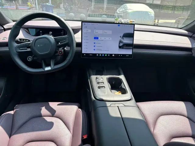 Xiaomi SU7 — Фото автомобиля 5