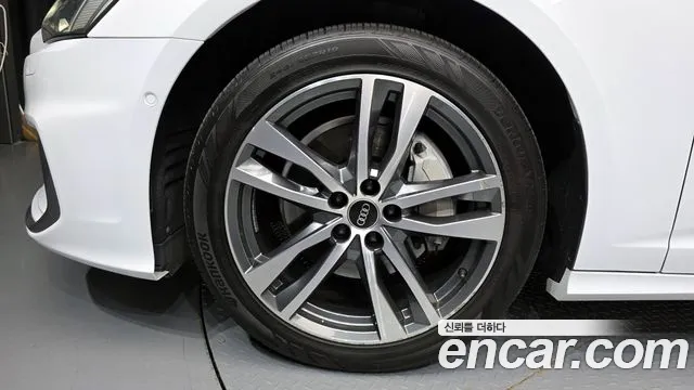 Audi A6 45 TFSI quattro Premium — Фото автомобиля 5