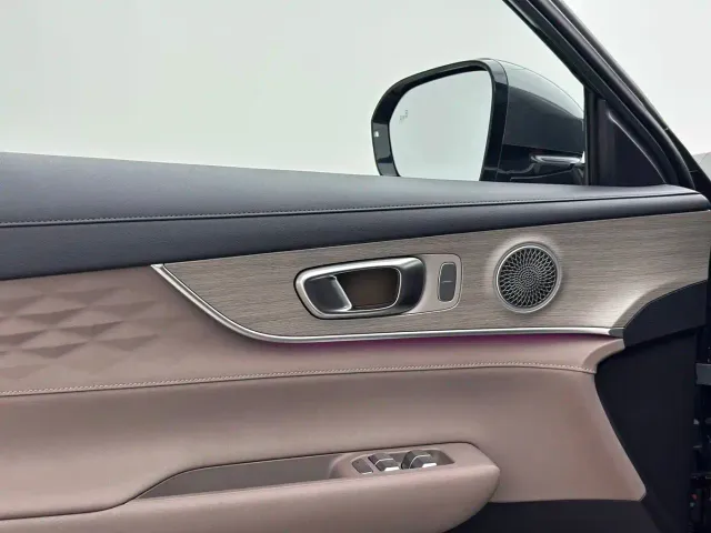 Chery Fengyun Fengyun T8 2025 1.5T 130km Premium Edition 5-Seater — Фото автомобиля 17