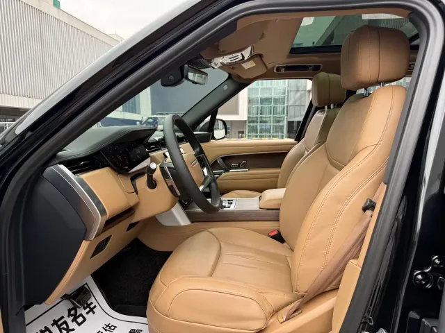 Land Rover Range Rover — Фото автомобиля 18