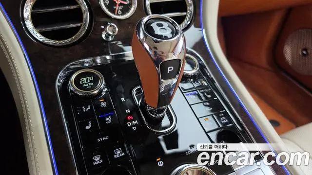 Bentley Continental — Фото автомобиля 9
