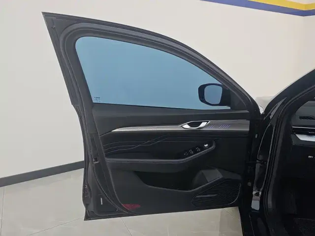 Geely Xingrui — Фото автомобиля 7