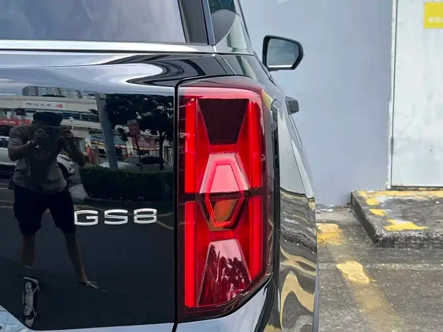 GAC Trumpchi GS8 — Фото автомобиля 8