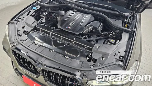 Фотография автомобиля — BMW X6M