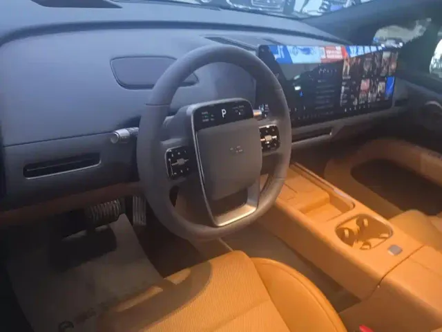 Li Auto i6 — Фото автомобиля 12
