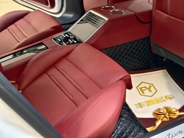Porsche Panamera — Фото автомобиля 12