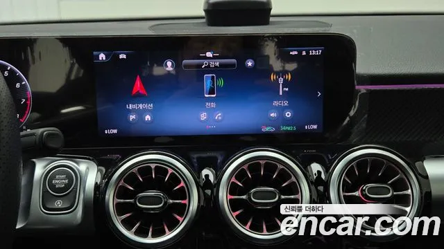 Mercedes-Benz GLB-Class — Фото автомобиля 16