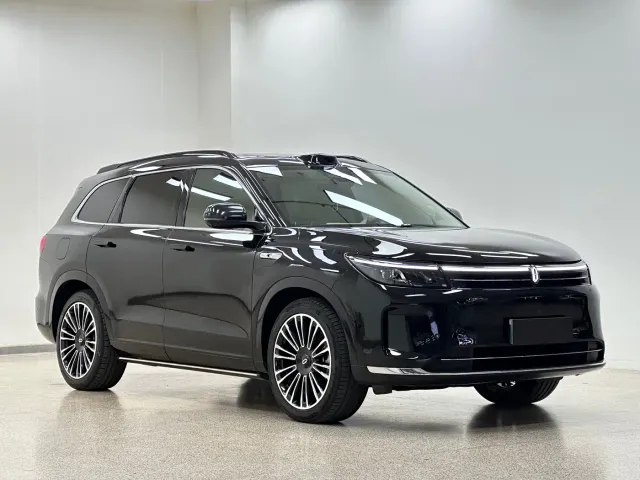 Aito M7 — Фото автомобиля 3