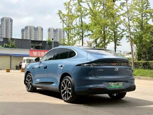 IM Motors LS6 — Фото автомобиля 6