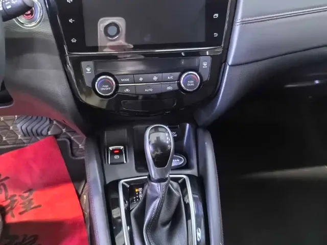 Nissan Qashqai — Фото автомобиля 8