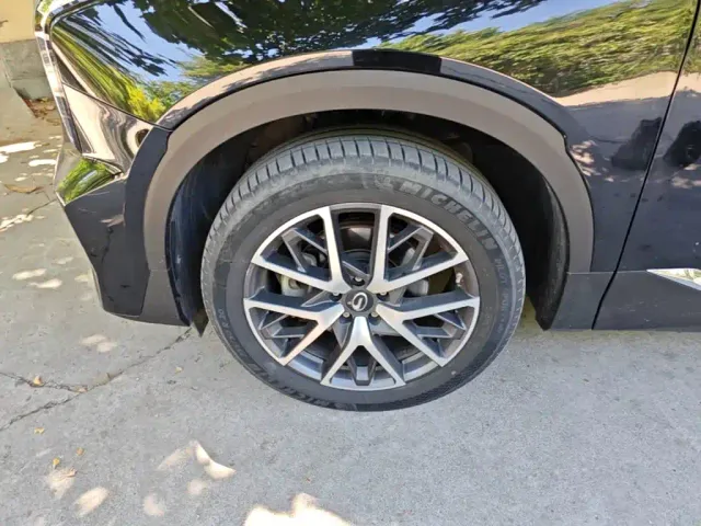 GAC Trumpchi GS8 — Фото автомобиля 22