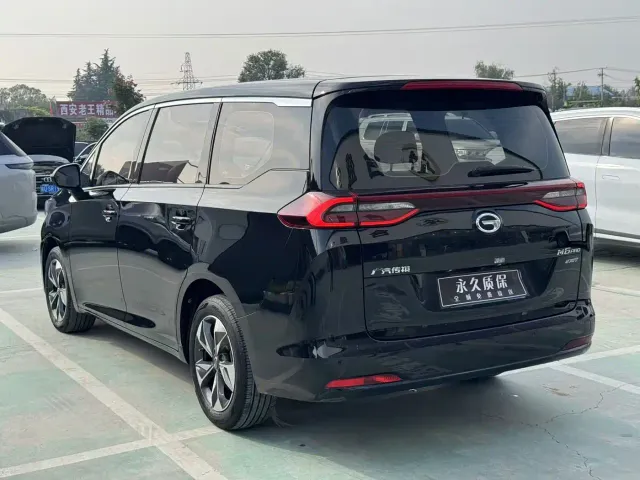 GAC Trumpchi M6 — Фото автомобиля 19