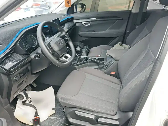Wuling Asta — Фото автомобиля 14