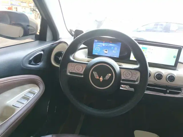 Wuling Bingo — Фото автомобиля 6