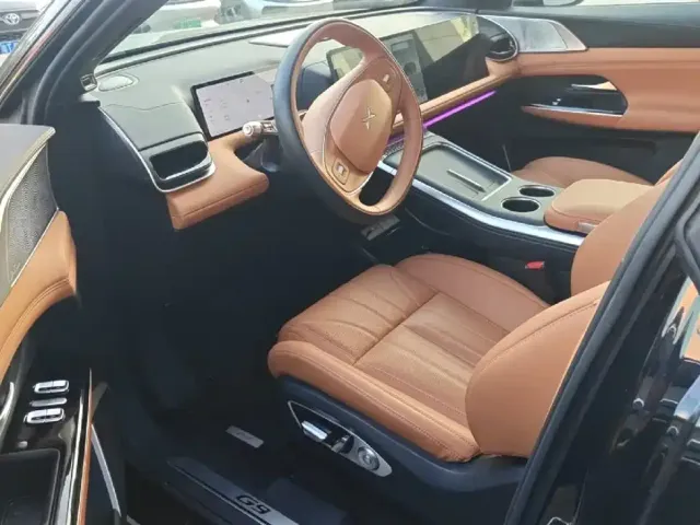 Xpeng G9 — Фото автомобиля 3