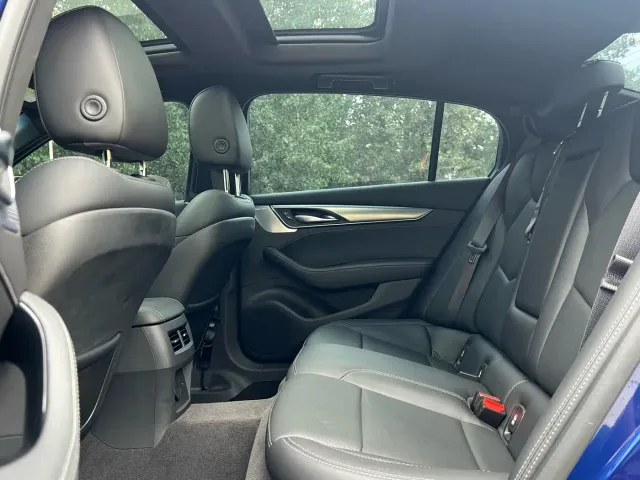 Cadillac CT5 — Фото автомобиля 14