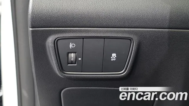 Hyundai Tucson Tucson (NX4) Дизель 2.0 4WD — Фото автомобиля 28