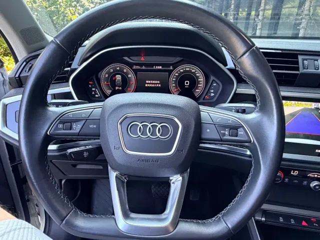 Audi Q3 — Фото автомобиля 20