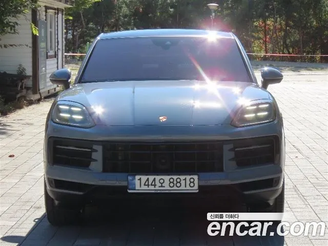 Фотография автомобиля — Porsche Cayenne PO536
