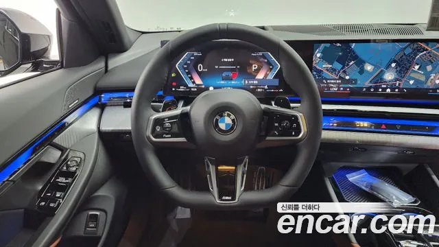 BMW 5-Series 5 серия (G60) 530i xDrive M Sport — Фото автомобиля 12