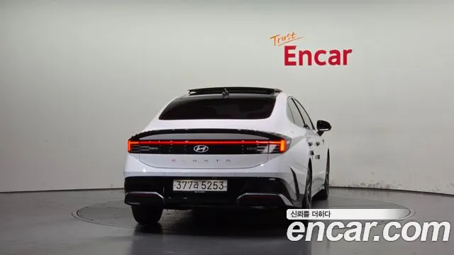 Hyundai Sonata — Фото автомобиля 4