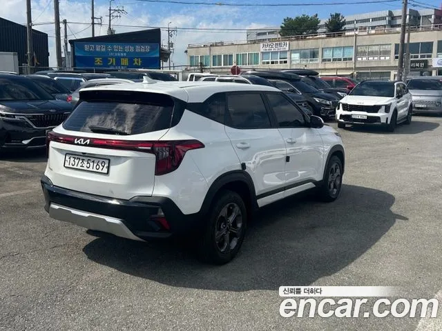 Kia Seltos — Фото автомобиля 2