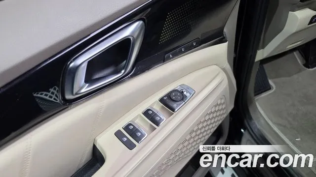 Kia Carnival — Фото автомобиля 19