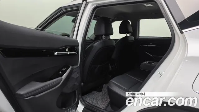 Kia Seltos Новый Seltos Бензин 2.0 4WD — Фото автомобиля 16