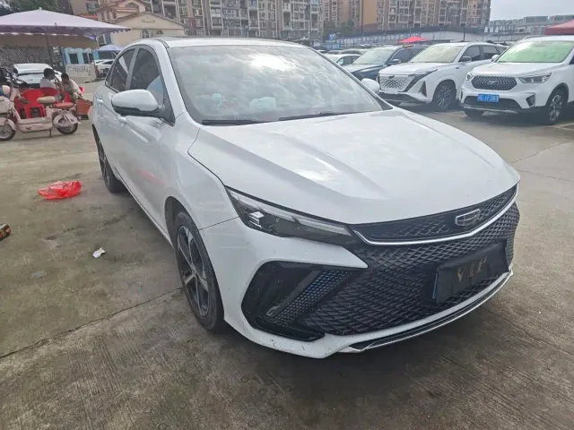 Geely Emgrand L — Фото автомобиля 3