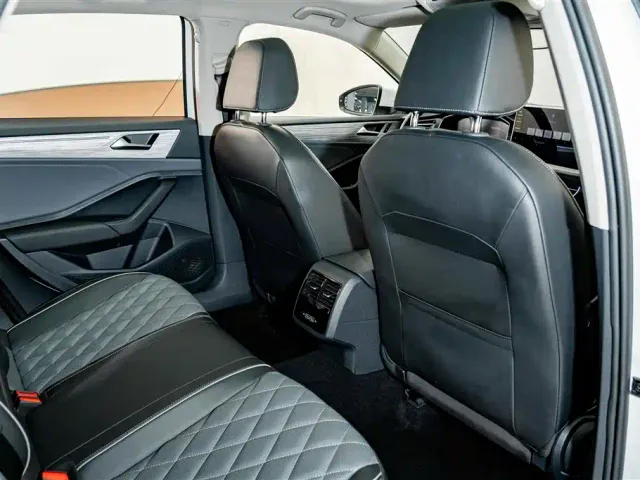 Volkswagen Sagitar — Фото автомобиля 21