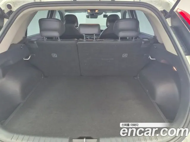 Kia Niro — Фото автомобиля 7