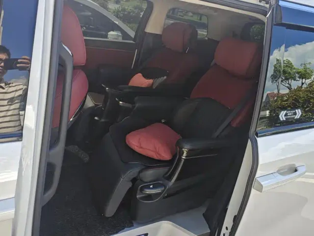 GAC Trumpchi E9 — Фото автомобиля 11