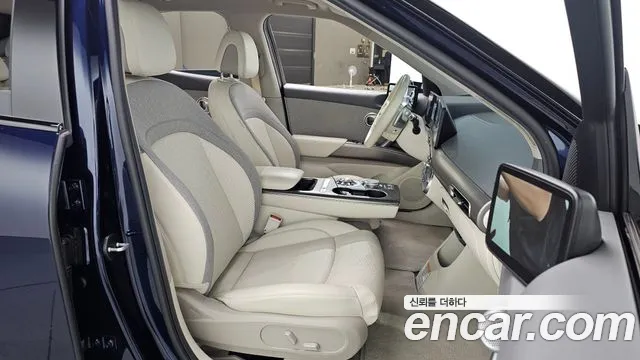 Genesis GV60 — Фото автомобиля 26