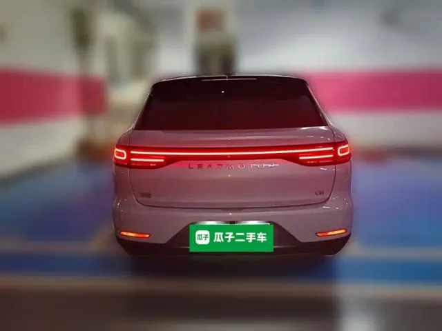 Leapmotor C11 — Фото автомобиля 3