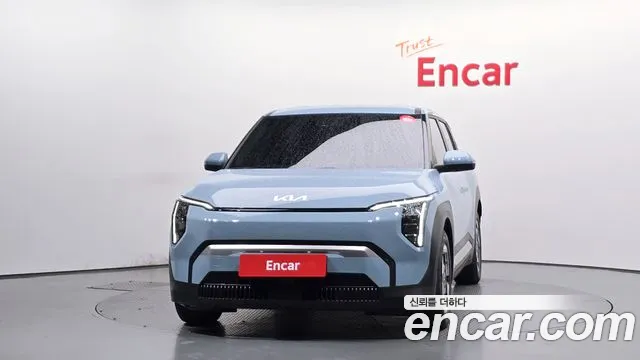 Kia EV3 — Фото автомобиля 3