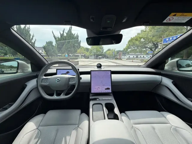 Nio ET5 Touring — Фото автомобиля 9
