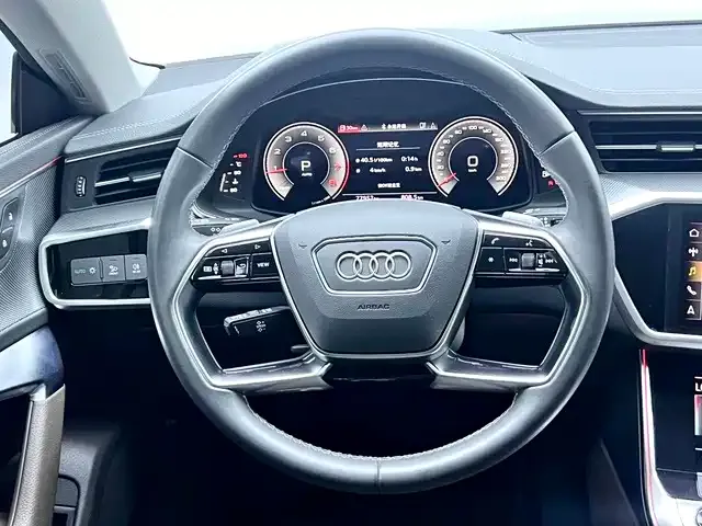 Audi A7L — Фото автомобиля 13