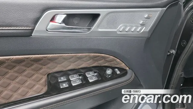 KG_Mobility_Ssangyong Rexton All Rexton Дизель 2.2 4WD — Фото автомобиля 12