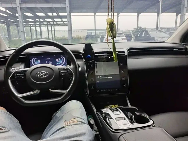 Hyundai Tucson — Фото автомобиля 9