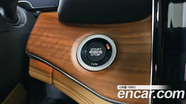 Jeep Cherokee — Фото автомобиля 24