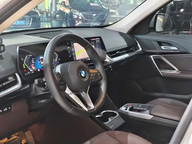 BMW X1 — Фото автомобиля 12