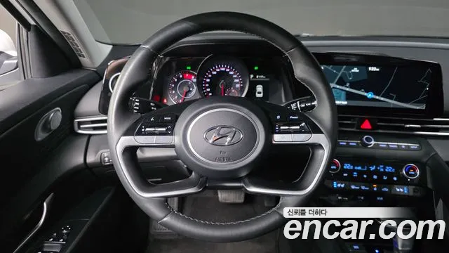 Hyundai Avante CN7 — Фото автомобиля 13