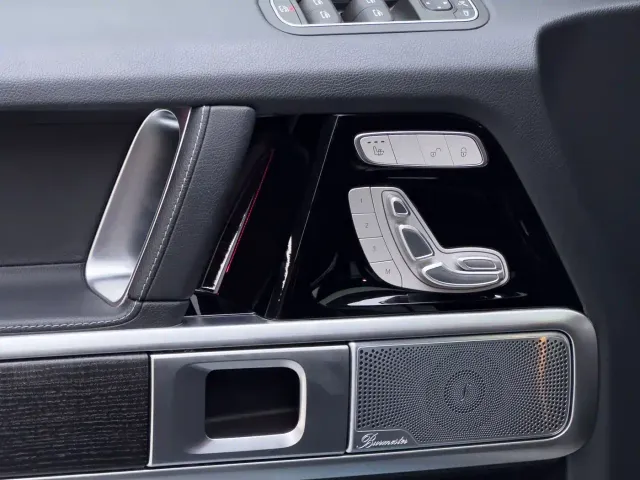 Mercedes-Benz G-Class — Фото автомобиля 11