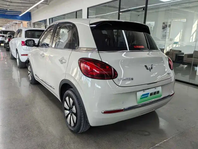 Wuling Bingo — Фото автомобиля 4