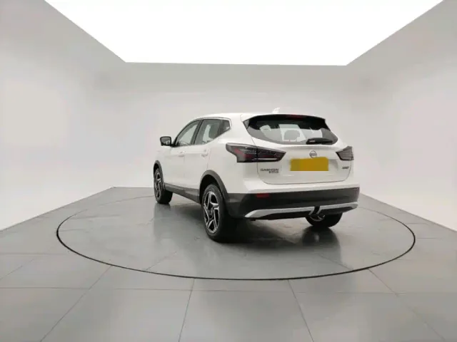 Nissan Qashqai — Фото автомобиля 3