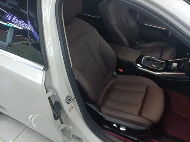 BMW i3 — Фото автомобиля 24