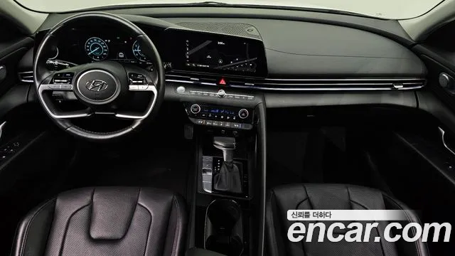 Hyundai Avante CN7 — Фото автомобиля 10
