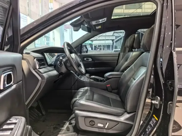 Li Auto Li ONE 2021 Extended Range 6-Seater — Фото автомобиля 4