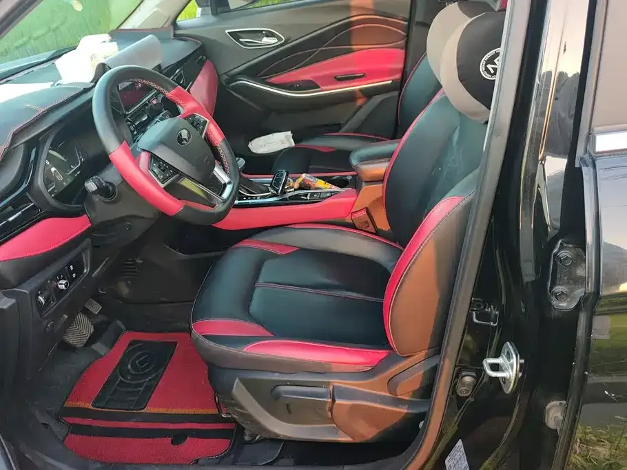 Sehol Sehol X4 2022 1.5T CVT Chief Custom Edition — Фото автомобиля 9